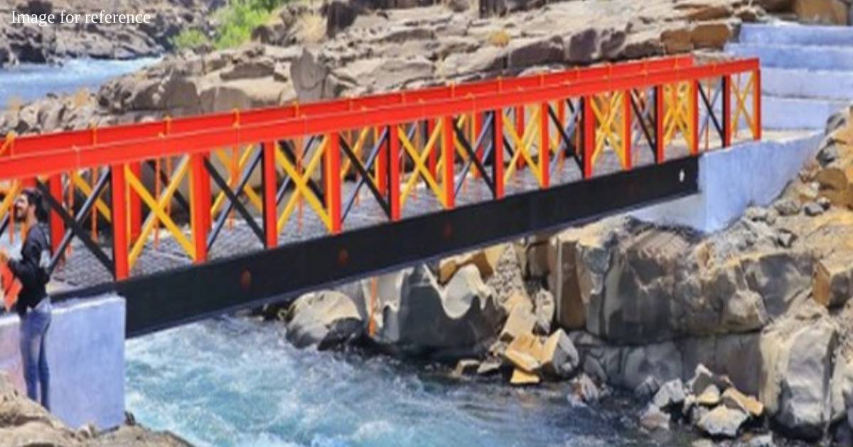 Maharashtra: Aaditya Thackeray inaugurates iron bridge at Sawarde village in Palghar's Mokhada
